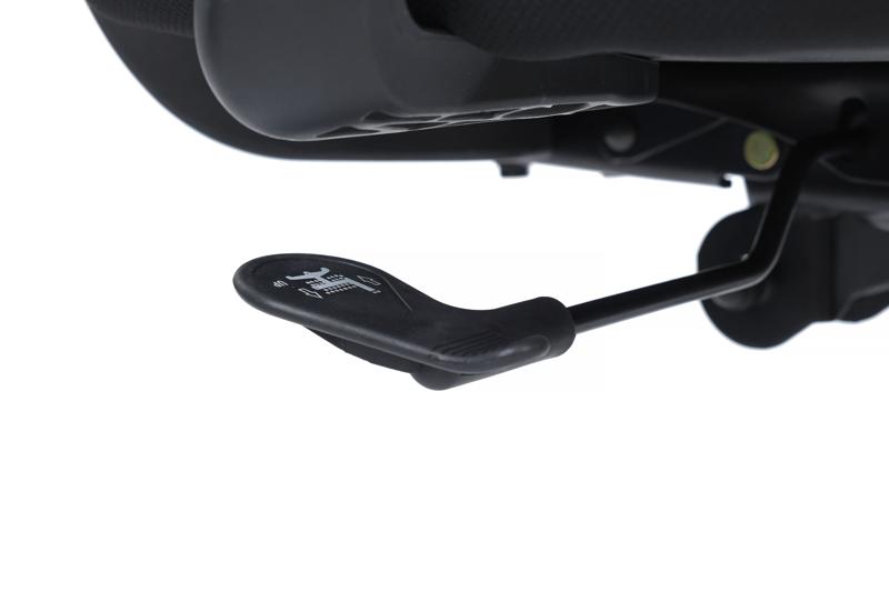 Кресло Фикс RCH 831E-3D-M3 Черный